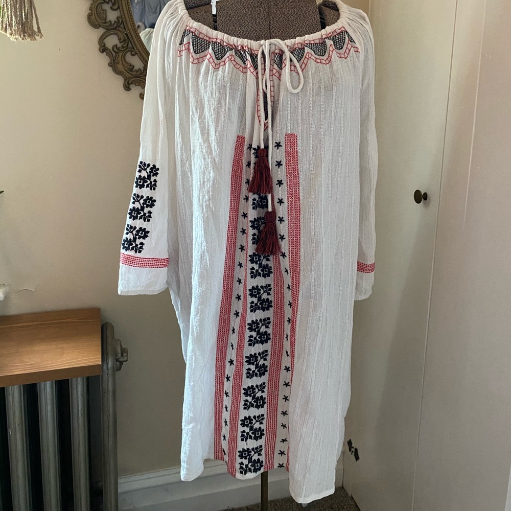 Beach Coverup with embroidered detail, 60s vibe.